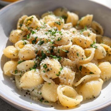 Garlic Butter Pasta
