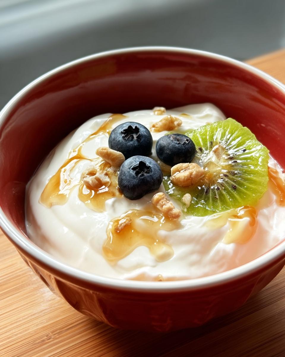 Homemade Crock Pot Yogurt - detail 2