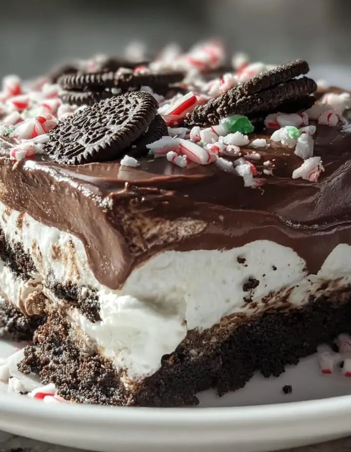 No Bake Christmas Oreo Lasagna