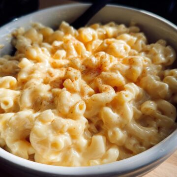 Paula Deen’s Crockpot Mac and Cheese
