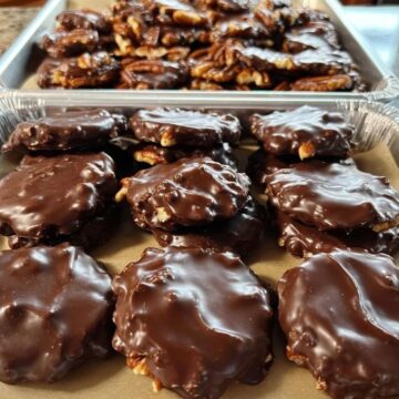 Pecan Caramel Chocolate Clusters