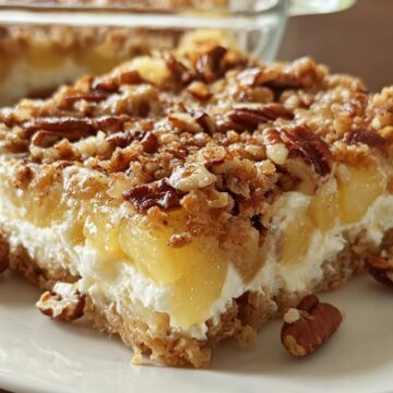 Pineapple Pecan Cream Cheese Crunch Bake