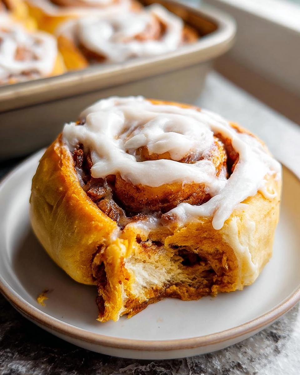 Pumpkin Cinnamon Rolls - detail 2