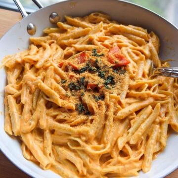 Red Pepper Alfredo Pasta