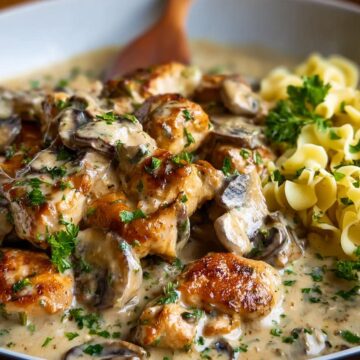 Rich Chicken Stroganoff