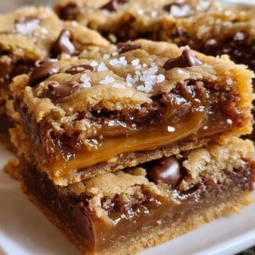 Salted Caramel Chocolate Chip Cookie Bars