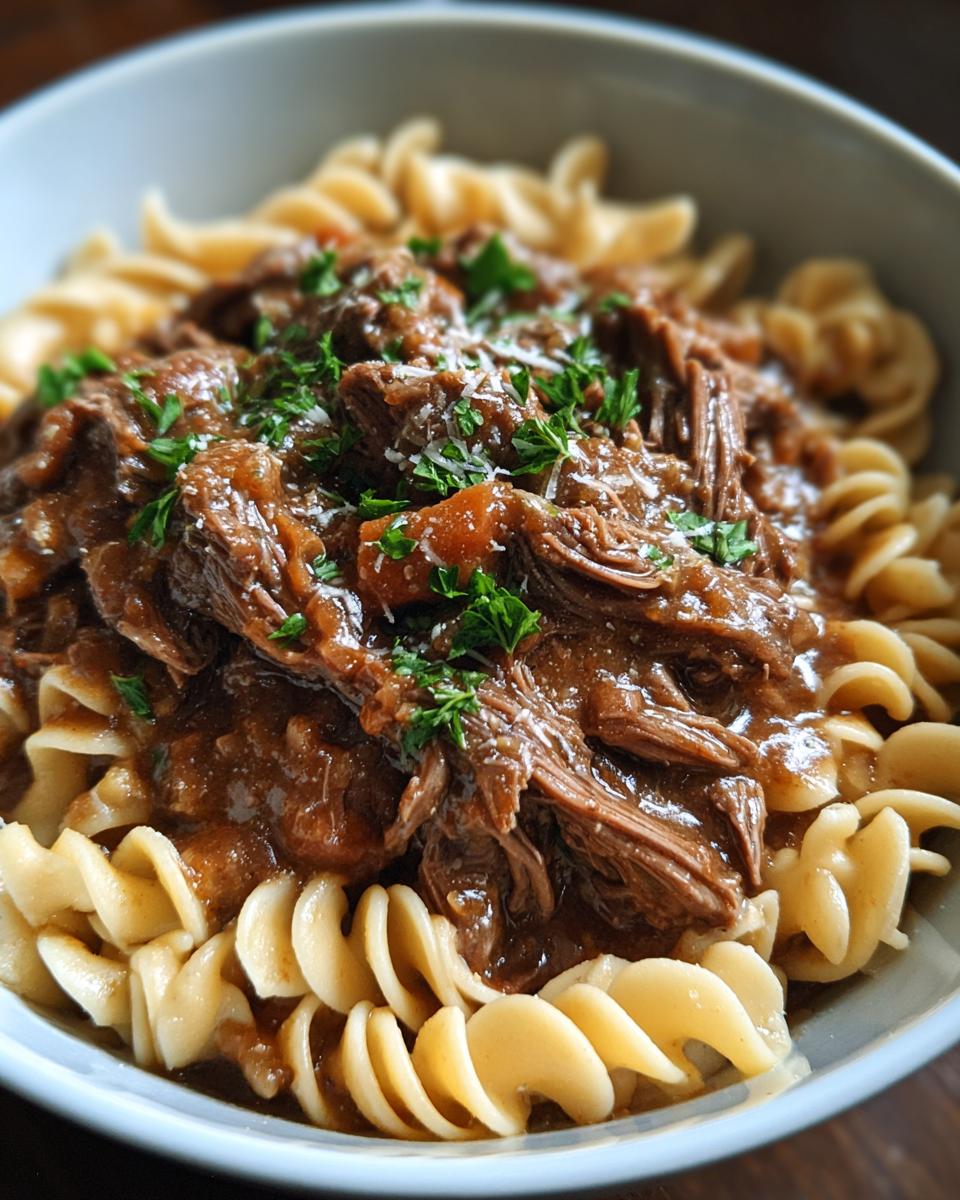 Slow Cooker Beef & Noodles - detail 1