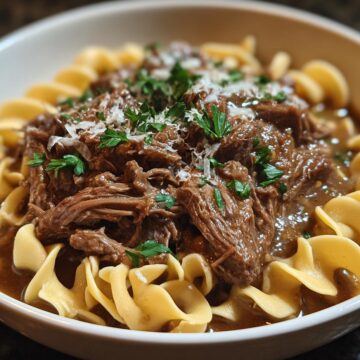 Slow Cooker Beef & Noodles