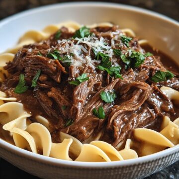 Slow Cooker Beef & Noodles