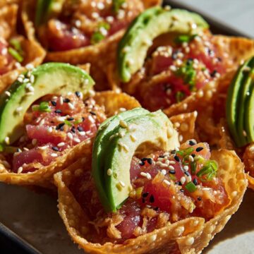 Spicy Tuna Tartare Wonton Tacos